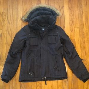 New condition North Face Womens Ski coat (M)